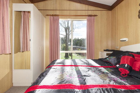 The Grampians Motel - Lightning Ridge Tourism 13