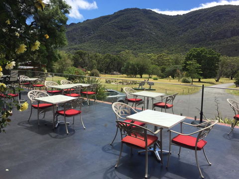 The Grampians Motel - Lightning Ridge Tourism 0