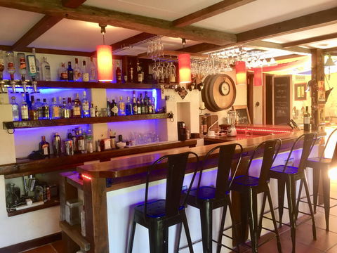 Villa Mallorca - Lightning Ridge Tourism 21