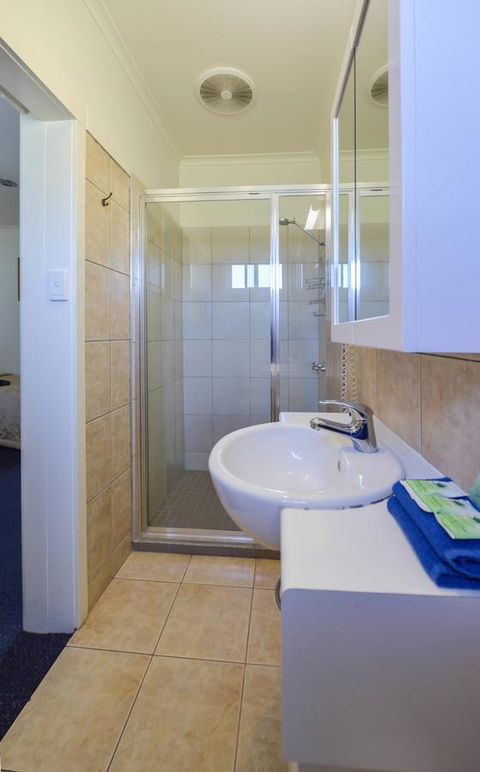 Heyfield Motel And Apartments - Lightning Ridge Tourism 22