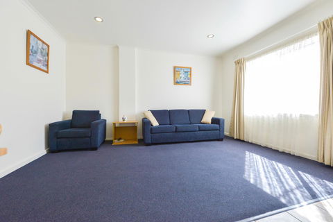 Heyfield Motel And Apartments - Lightning Ridge Tourism 18