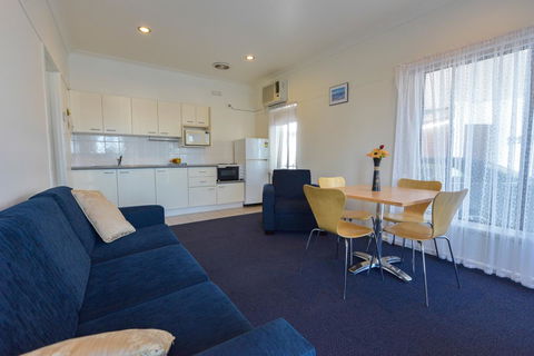Heyfield Motel And Apartments - Lightning Ridge Tourism 28