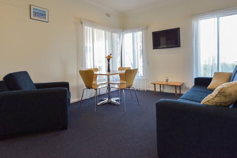 Heyfield Motel And Apartments - Lightning Ridge Tourism 14