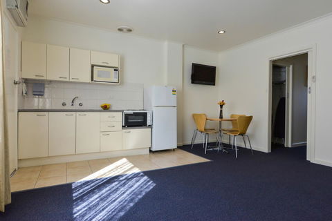 Heyfield Motel And Apartments - Lightning Ridge Tourism 12