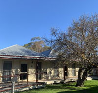 Dunkeld Studio Accommodation - Lightning Ridge Tourism