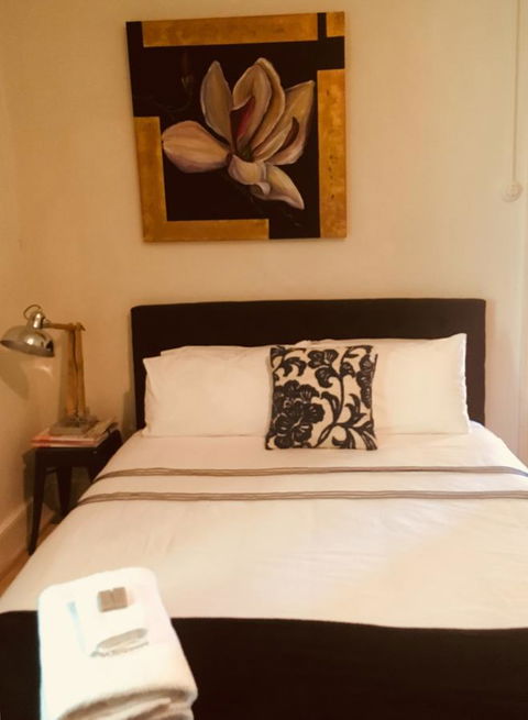 The Alexandra Hotel - Lightning Ridge Tourism 15