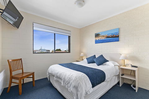 Allambi Holiday Apartments - Lightning Ridge Tourism 15