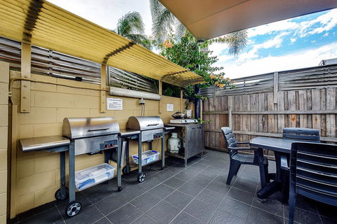 Allambi Holiday Apartments - Lightning Ridge Tourism 30
