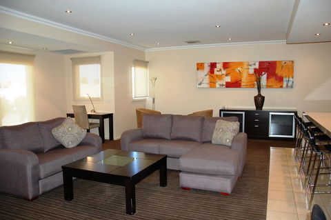 Mercure Hotel Mildura - Lightning Ridge Tourism 15