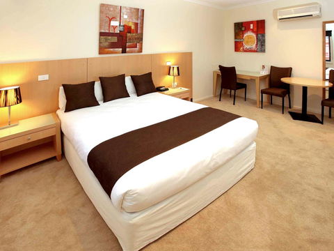 Mercure Hotel Mildura - Lightning Ridge Tourism 42