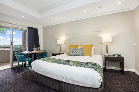All Seasons Resort Hotel Bendigo - Lightning Ridge Tourism 5