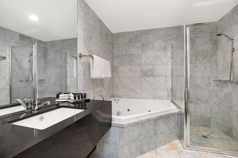 All Seasons Resort Hotel Bendigo - Lightning Ridge Tourism 10