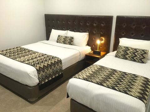 Whitehorse Apartments Hotel - Lightning Ridge Tourism 18