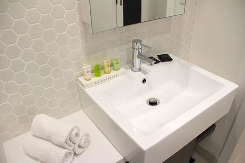 Whitehorse Apartments Hotel - Lightning Ridge Tourism 26