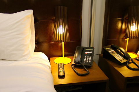 Whitehorse Apartments Hotel - Lightning Ridge Tourism 15
