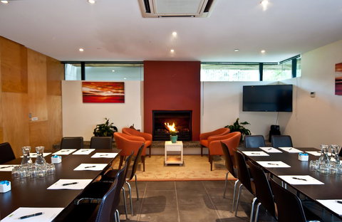 Phillip Island Apartments - Lightning Ridge Tourism 15