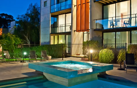 Phillip Island Apartments - Lightning Ridge Tourism 23