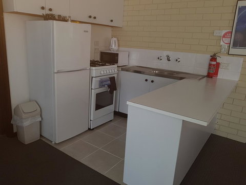 Wilsons Promontory Motel - Lightning Ridge Tourism 19