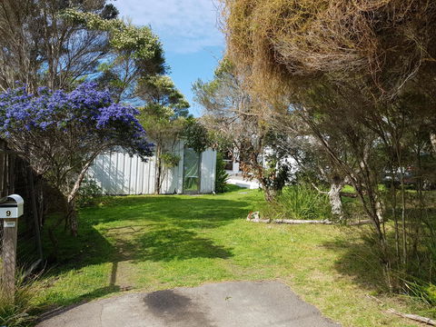 Dromana Holiday Beach House - Lightning Ridge Tourism 9