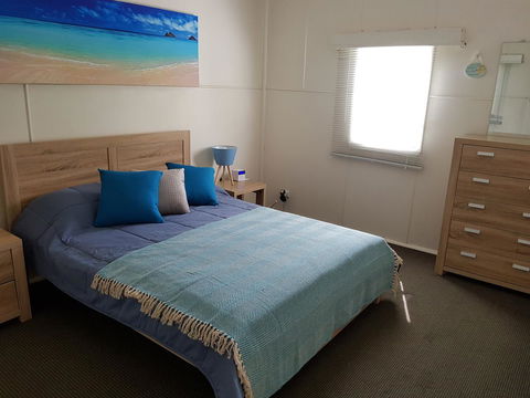 Dromana Holiday Beach House - Lightning Ridge Tourism 12