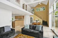 Book Ocean Grove Accommodation Vacations Lightning Ridge Tourism Lightning Ridge Tourism