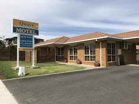 Quays Motel San Remo - Lightning Ridge Tourism 0