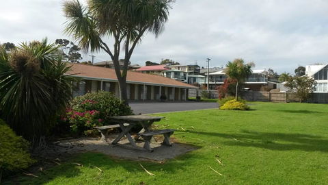 Quays Motel San Remo - Lightning Ridge Tourism 19