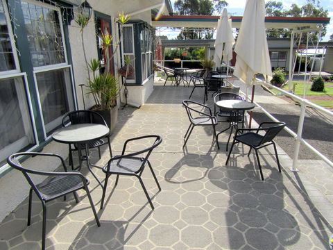 The Highlander Motel - 24HR Check In - Lightning Ridge Tourism 7