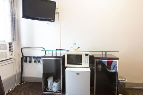 City Square Motel - Lightning Ridge Tourism 3