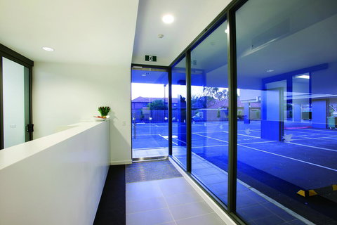 Punthill Oakleigh - Lightning Ridge Tourism 6