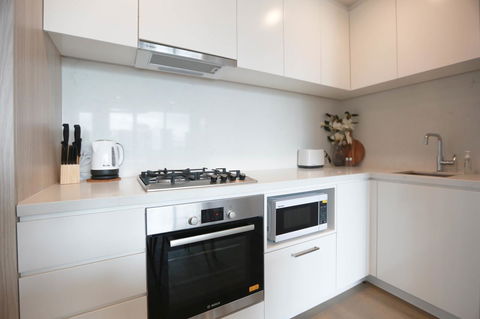 Box Hill 2 Bedroom Apt (La Maison) 02 - Lightning Ridge Tourism 6