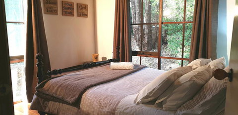 Day Dream Cottage - Lightning Ridge Tourism 5