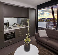 Amazing Accommodations  South Yarra - Lightning Ridge Tourism