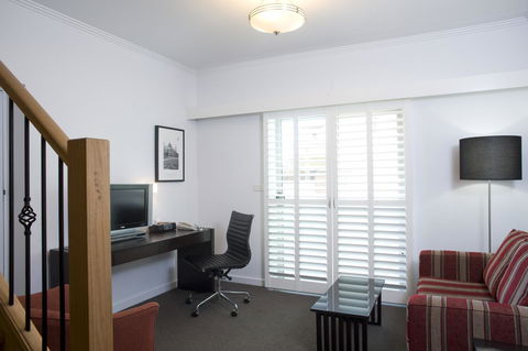 Alto Hotel On Bourke - Lightning Ridge Tourism 24