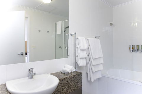 Alto Hotel On Bourke - Lightning Ridge Tourism 34