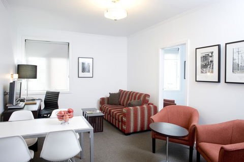 Alto Hotel On Bourke - Lightning Ridge Tourism 4