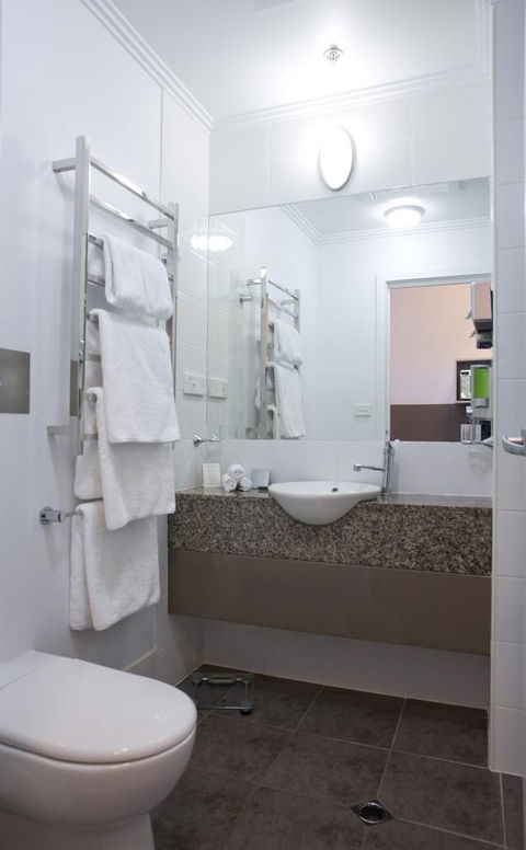 Alto Hotel On Bourke - Lightning Ridge Tourism 25