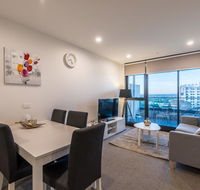 Guest house in Melbourne - Lightning Ridge Tourism
