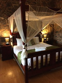 Book Little River Accommodation Vacations Lightning Ridge Tourism Lightning Ridge Tourism