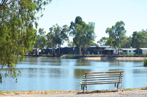 Tasman Holiday Parks - Merool On The Murray - Lightning Ridge Tourism 10