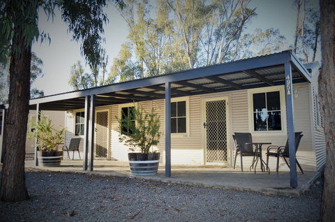 Tasman Holiday Parks - Merool On The Murray - Lightning Ridge Tourism 6