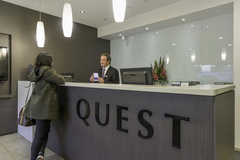 Quest Werribee - Lightning Ridge Tourism 1