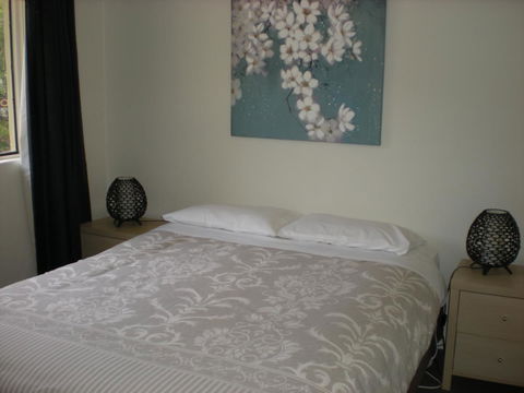 Willow Dene Holiday Apartments - Lightning Ridge Tourism 15