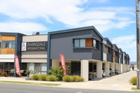 Book Bairnsdale Accommodation Vacations Lightning Ridge Tourism Lightning Ridge Tourism