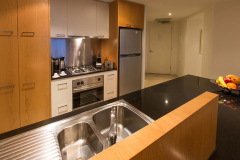 Accent Accommodation@Docklands - Lightning Ridge Tourism 14