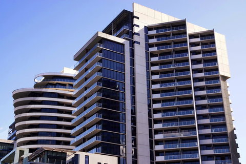 Accent Accommodation@Docklands - Lightning Ridge Tourism 31