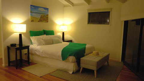 Limosa Rise - Lightning Ridge Tourism 5