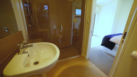 Limosa Rise - Lightning Ridge Tourism 22