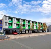 Melbourne's Princes Park Hotel - Lightning Ridge Tourism