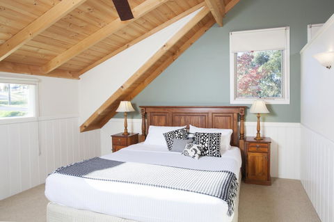 Beechworth Cedar Cottages - Lightning Ridge Tourism 8